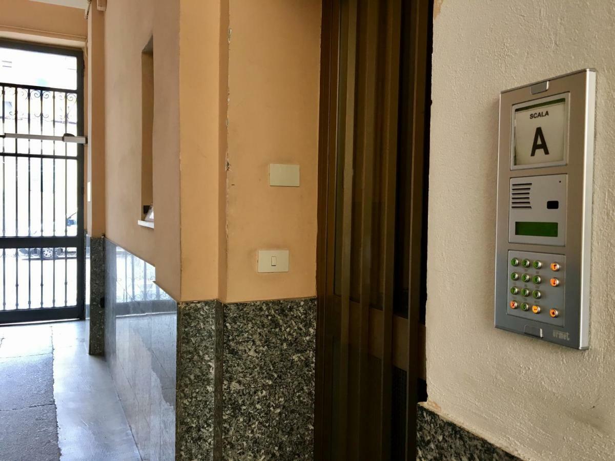 Casa Matteo Hotel Milano Eksteriør billede